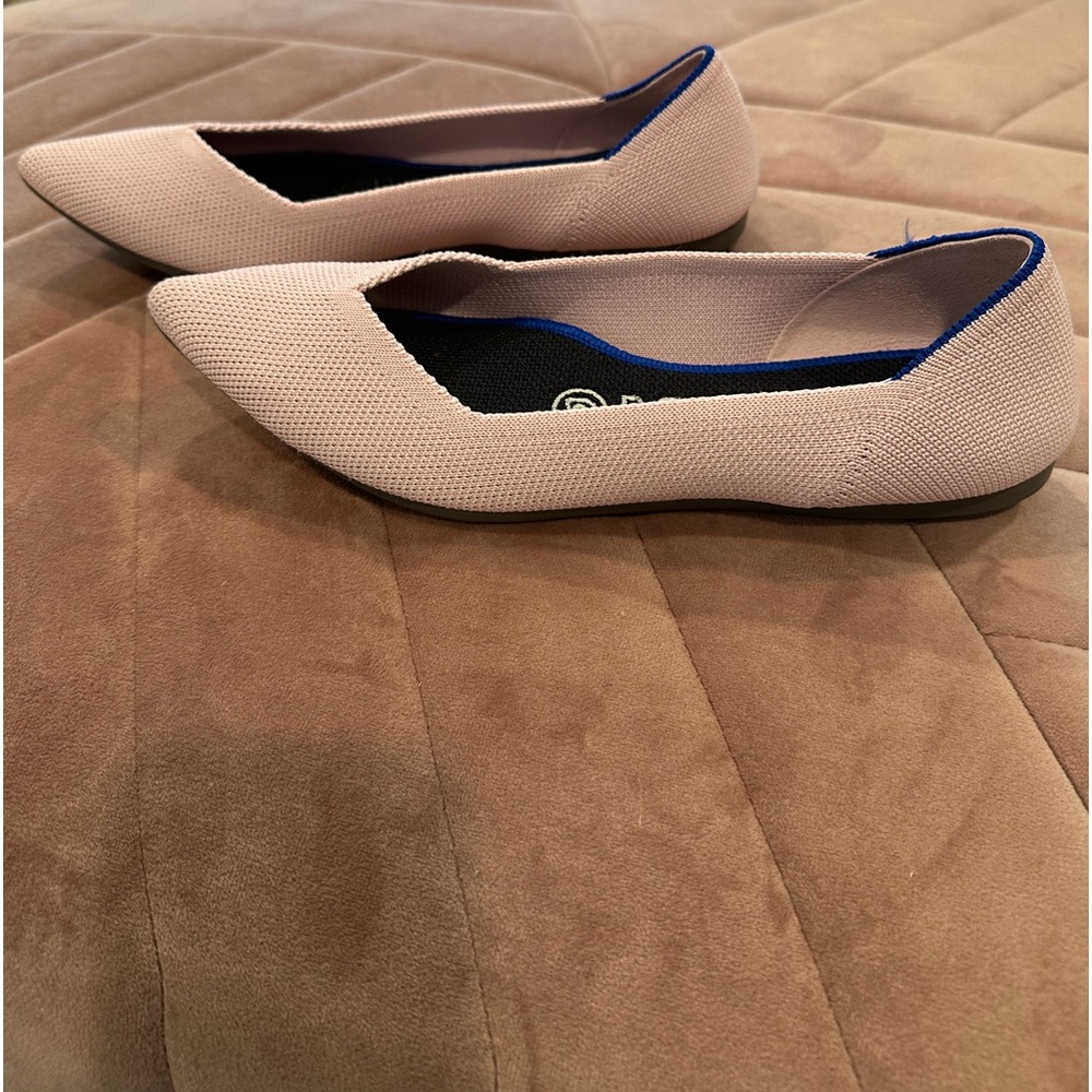Pink Pointy Rothy’s size 6.5